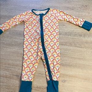 Little sleepies 3/6 month bamboo rainbow pajamas VGUC